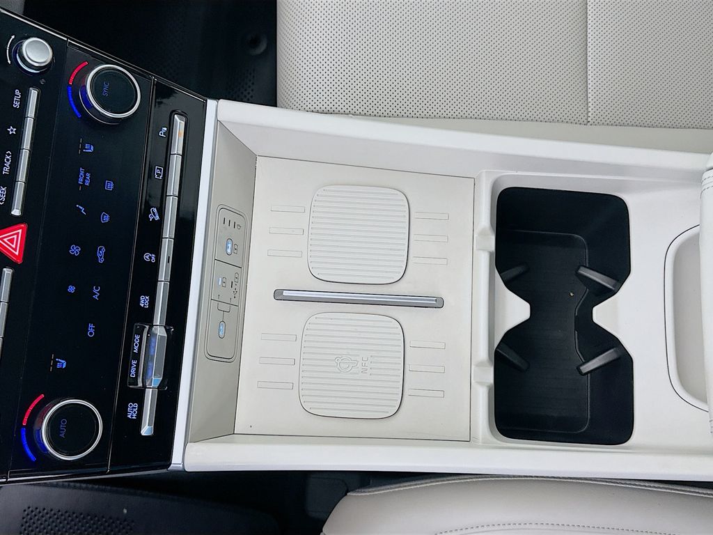 Thumbnail: 2025 Hyundai Santa Fe - 20