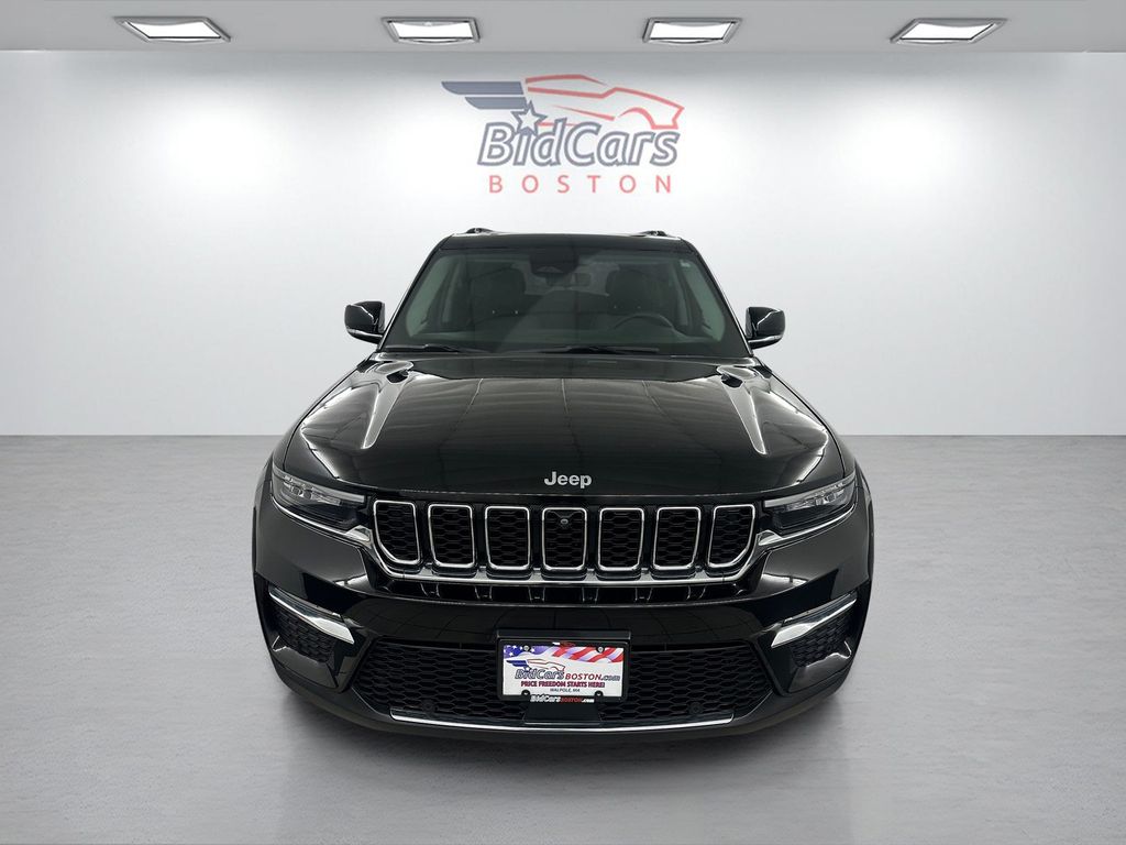 used 2022 Jeep Grand Cherokee car, priced at $25,485