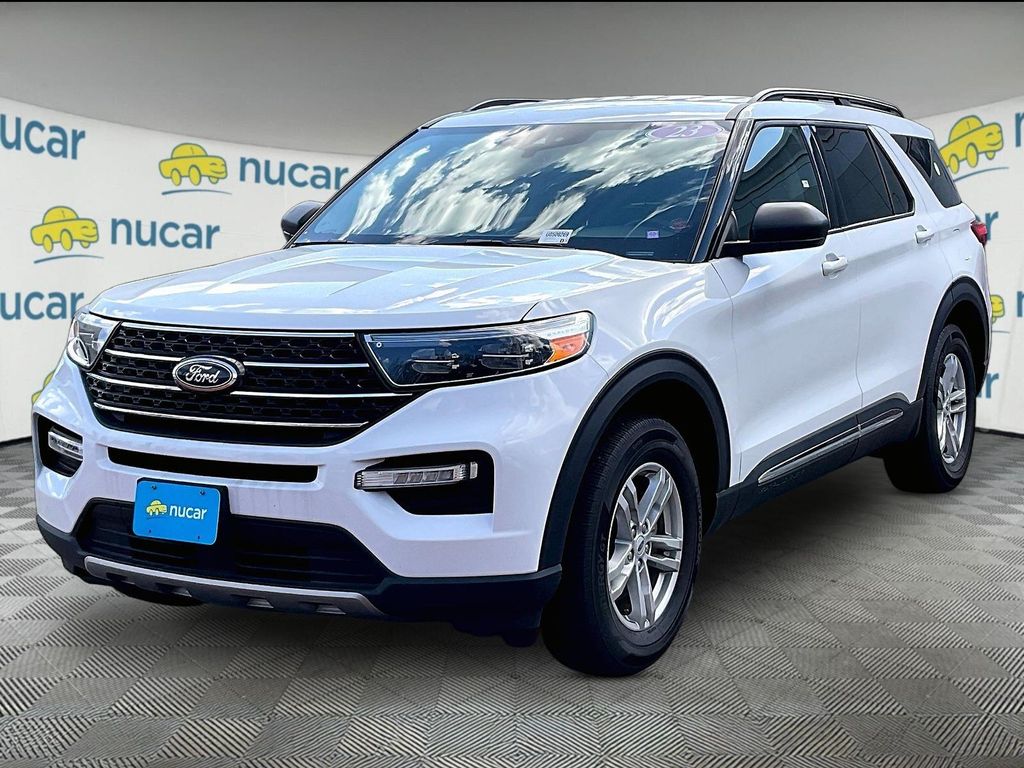 2023 Ford Explorer — photo 3