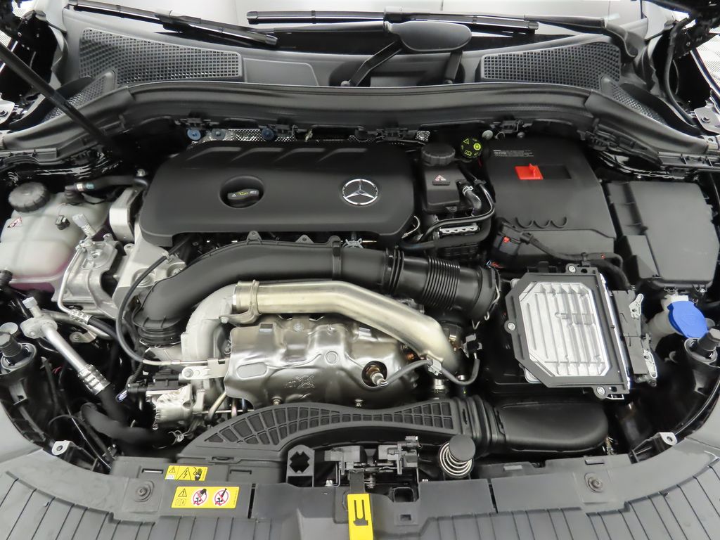 Thumbnail: 2025 Mercedes-Benz GLA - 29