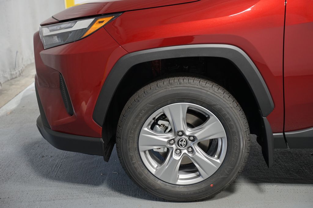 Thumbnail: 2025 Toyota RAV4 - 5