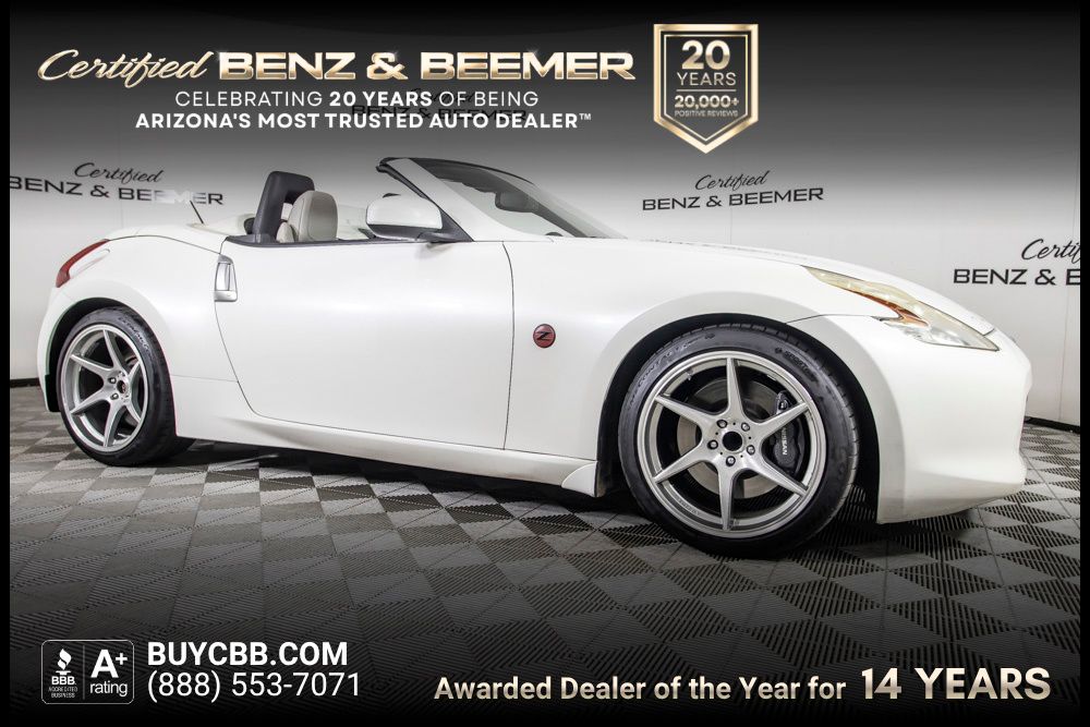 Pearl White 2011 Nissan 370Z Convertible Rear-Wheel Drive 7-Speed Automatic