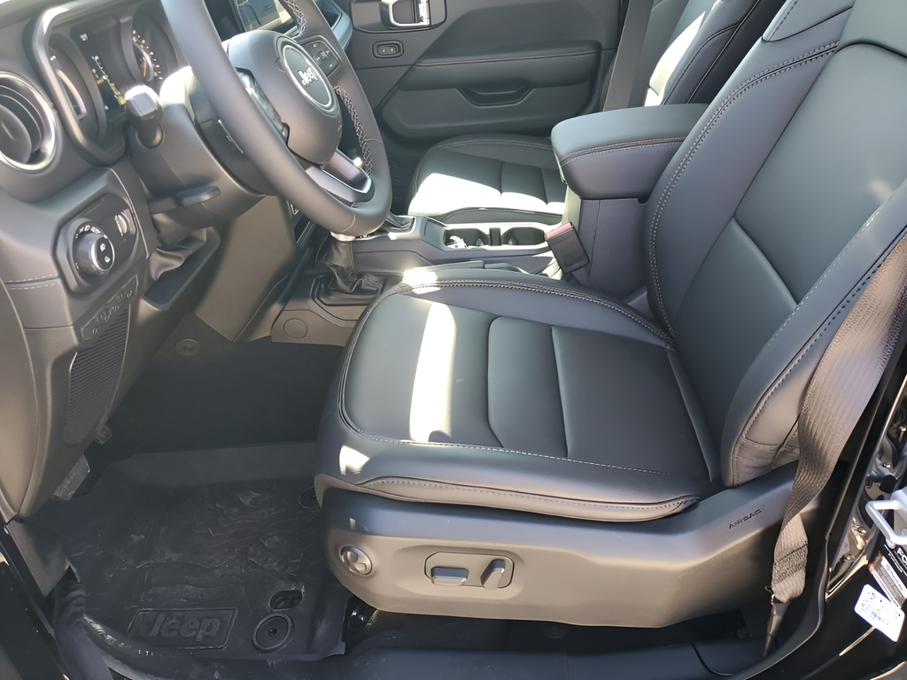 New Car 2025 Jeep Gladiator  For Sale Under $50,000 In Austin, Texas