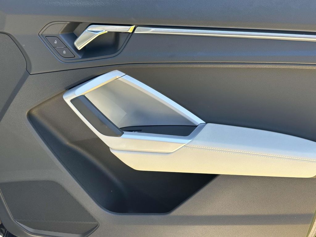 2023 Audi Q3 Premium 11