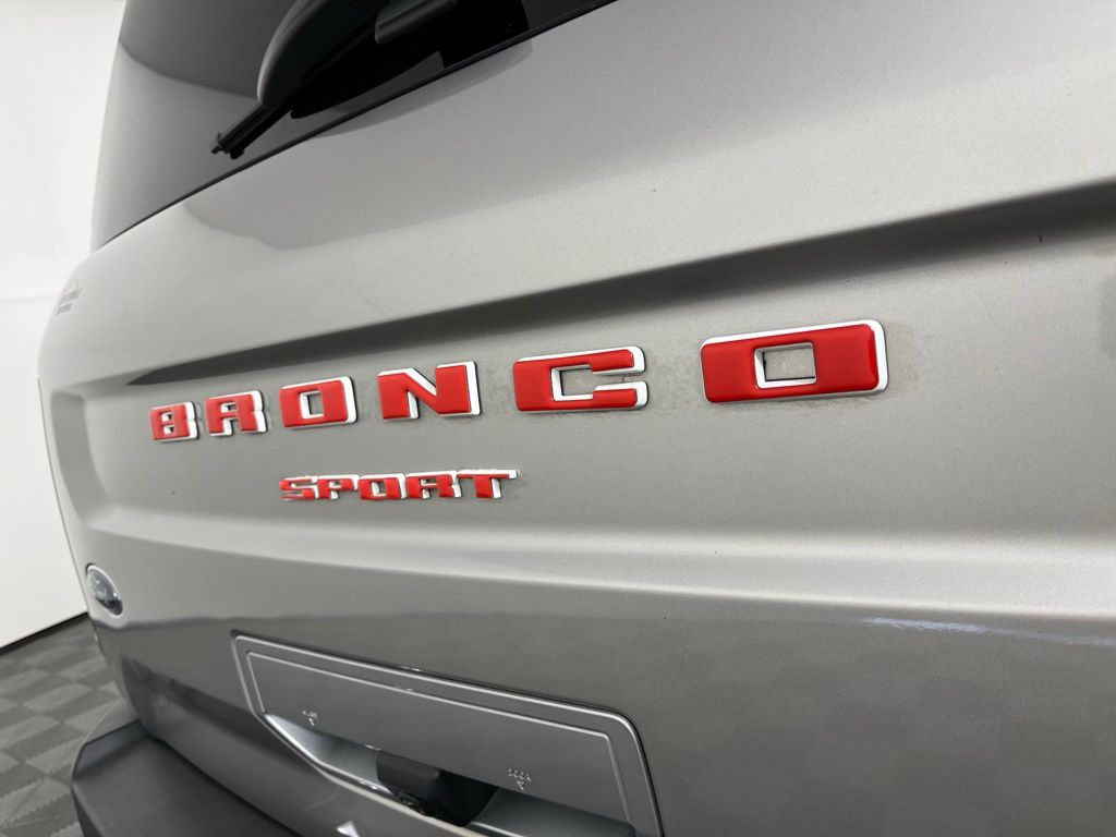 Thumbnail: 2021 Ford Bronco Sport - 3