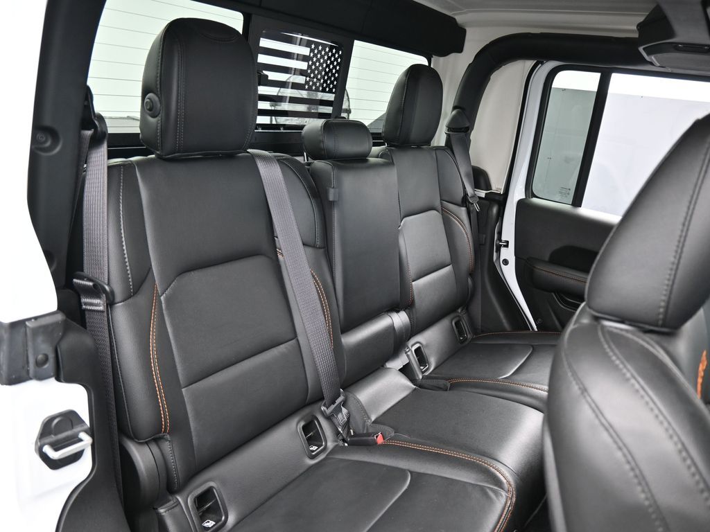 Used 2022 Bright White Clearcoat Jeep Mojave image 46