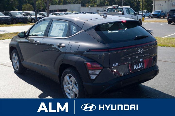 New 2027  Hyundai SE FWD image 9