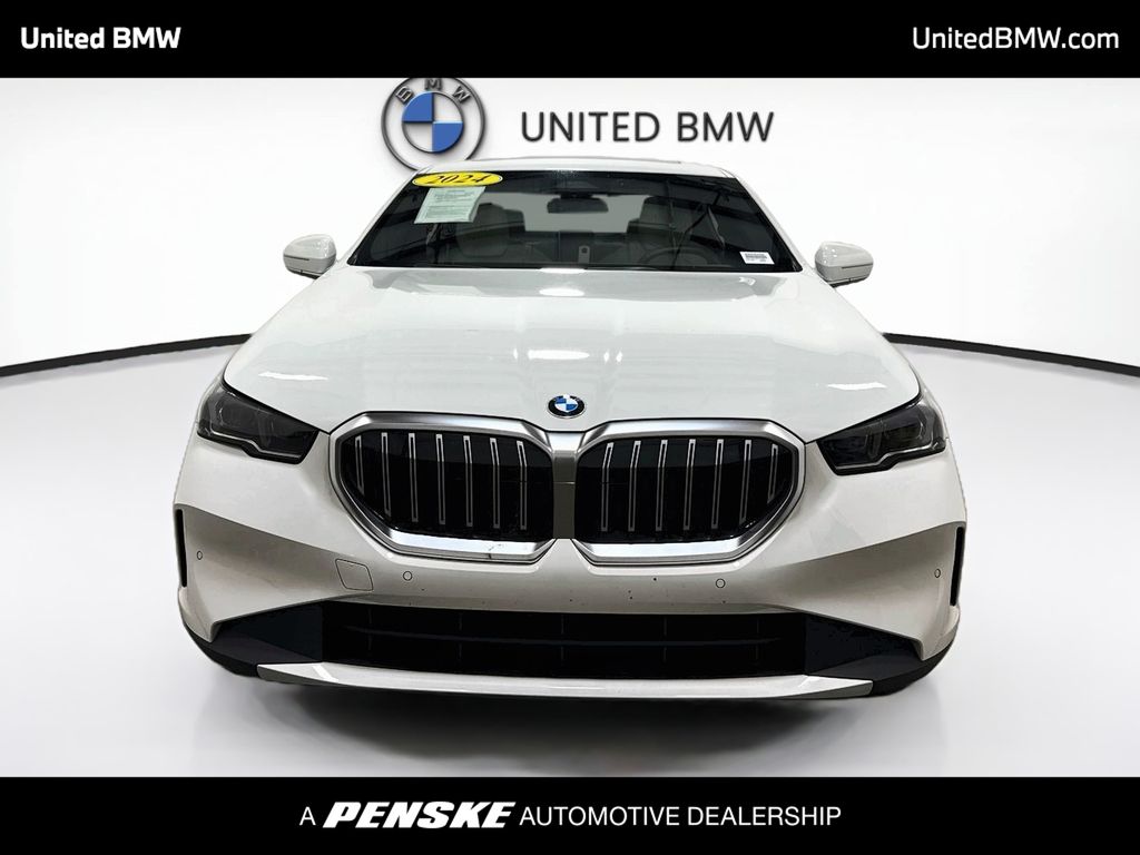 Thumbnail: 2024 BMW 5 Series - 2