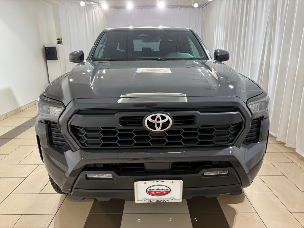 Thumbnail: 2025 Toyota Tacoma - 8