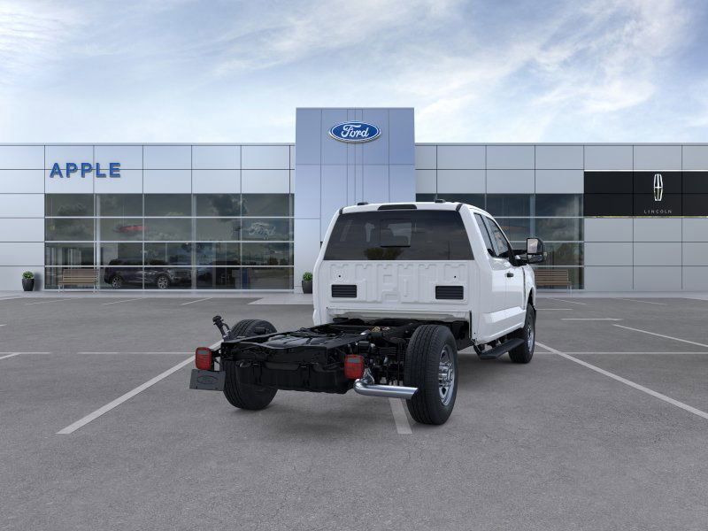 2026 Ford F-350 Chassis XL