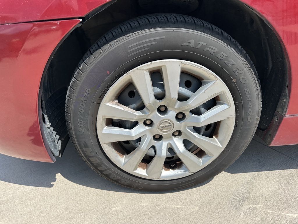 2013 Cayenne Red Metallic Nissan Altima 2.5 S FWD Sedan