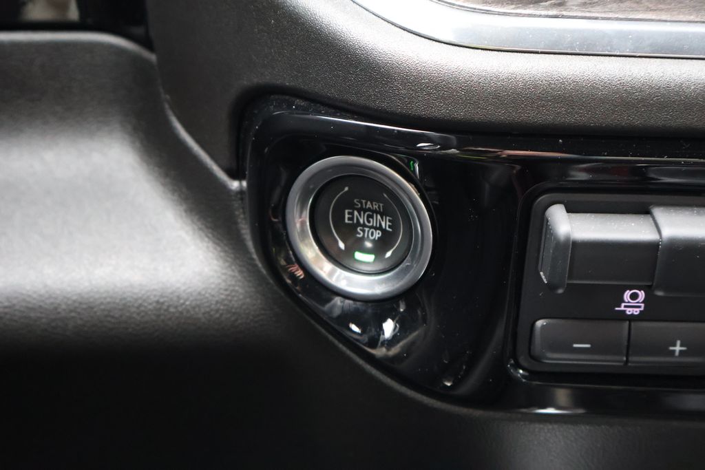 2023 Chevrolet Silverado 1500 LTZ 27