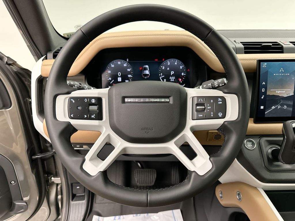 2025 Land Rover Defender 110 13