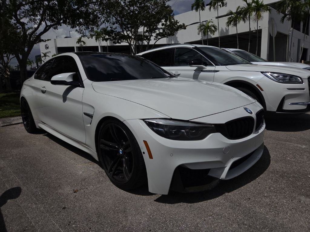 Alpine White 2018 BMW M4 Coupe Rear-Wheel Drive 7-Speed Automatic