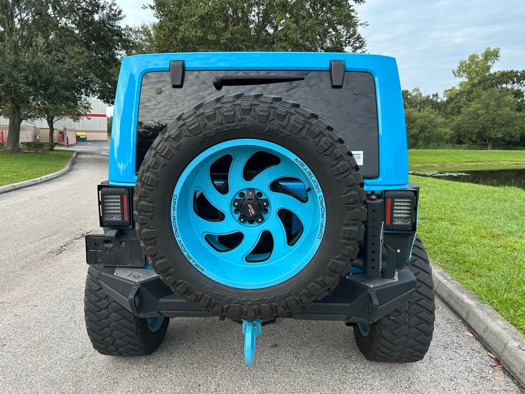 Thumbnail: 2017 Jeep Wrangler - 4
