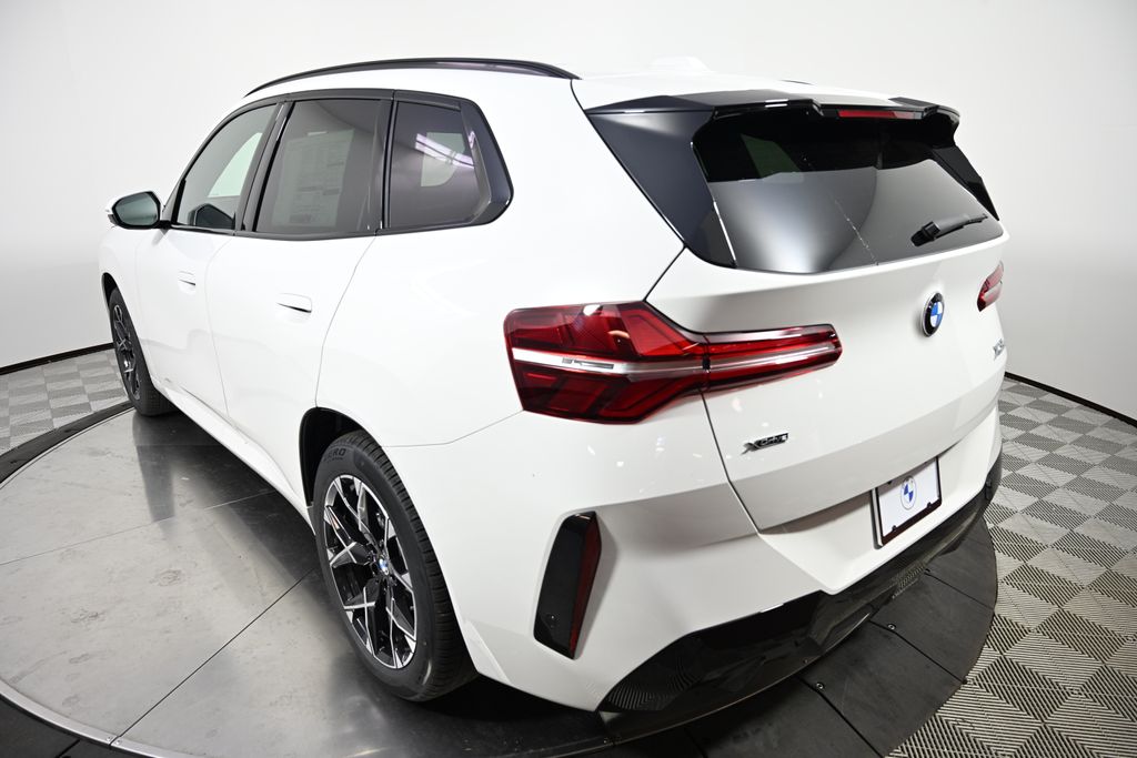 Thumbnail: 2026 BMW X3 - 3