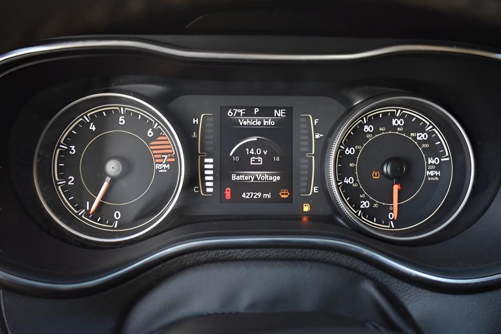 Used Car 2020 Jeep Cherokee  Altitude For Sale Under $20,000 In Austin, Texas