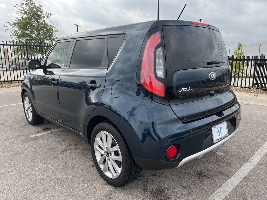 Thumbnail: 2017 Kia Soul - 6