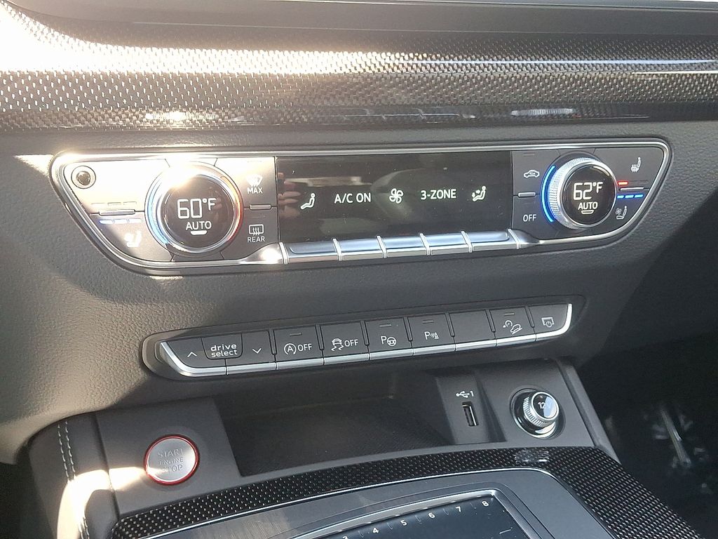 2020 Audi SQ5 Prestige 16