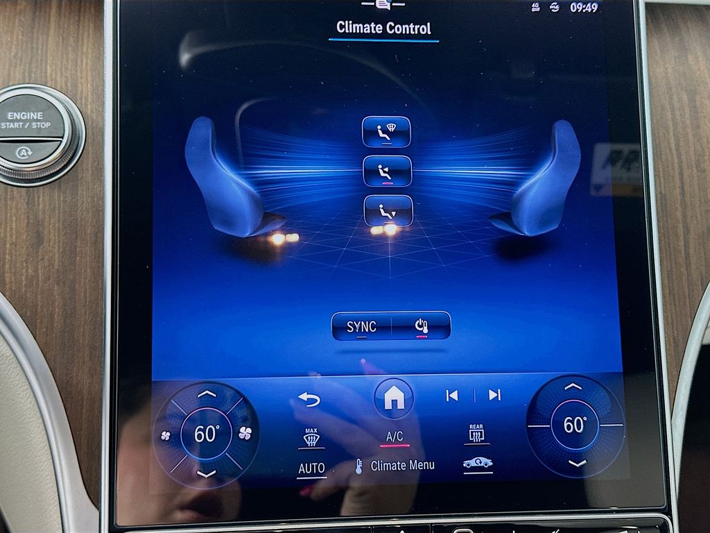 Thumbnail: 2024 Mercedes-Benz C-Class - 15