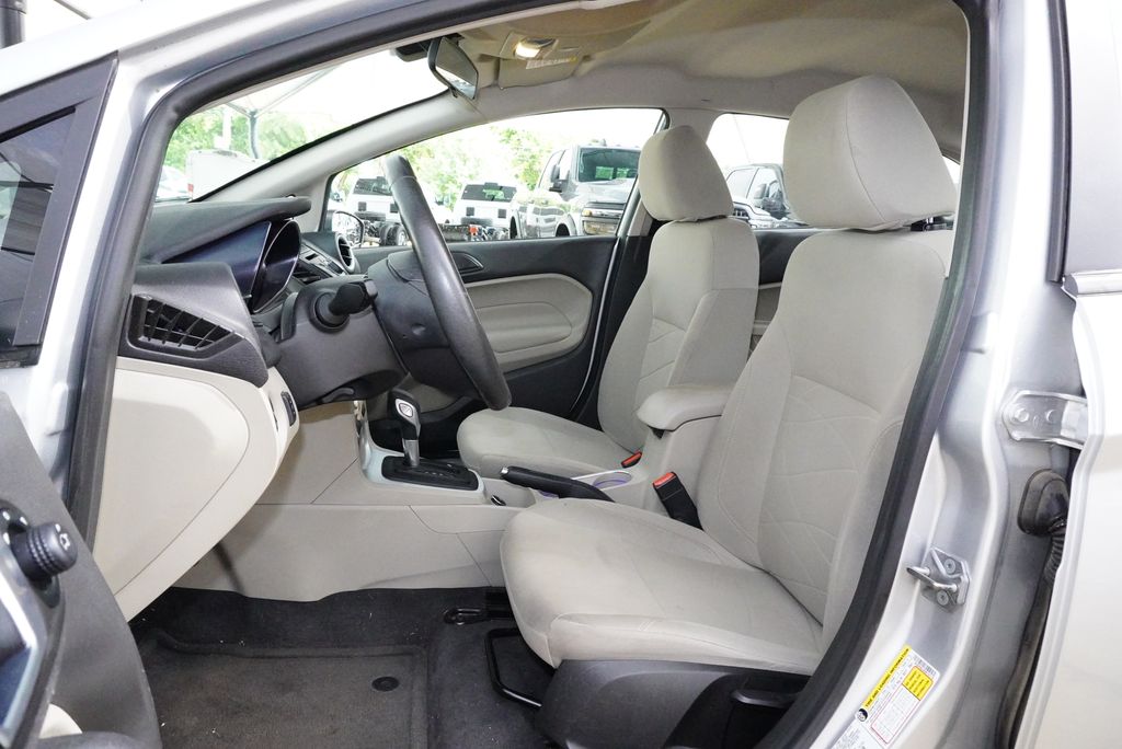 Used Car 2015 Ford Fiesta  Se For Sale Under $10,000 In Weatherford, Texas