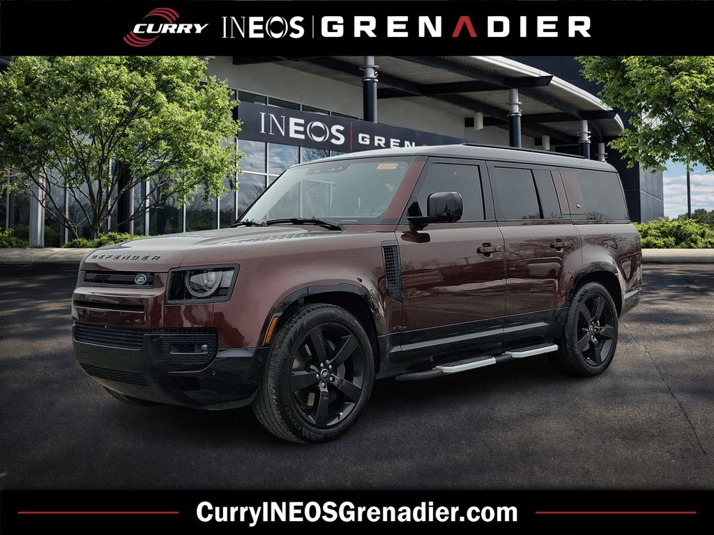 2024 Land Rover Defender 130 P400 X-Dynamic SE AWD