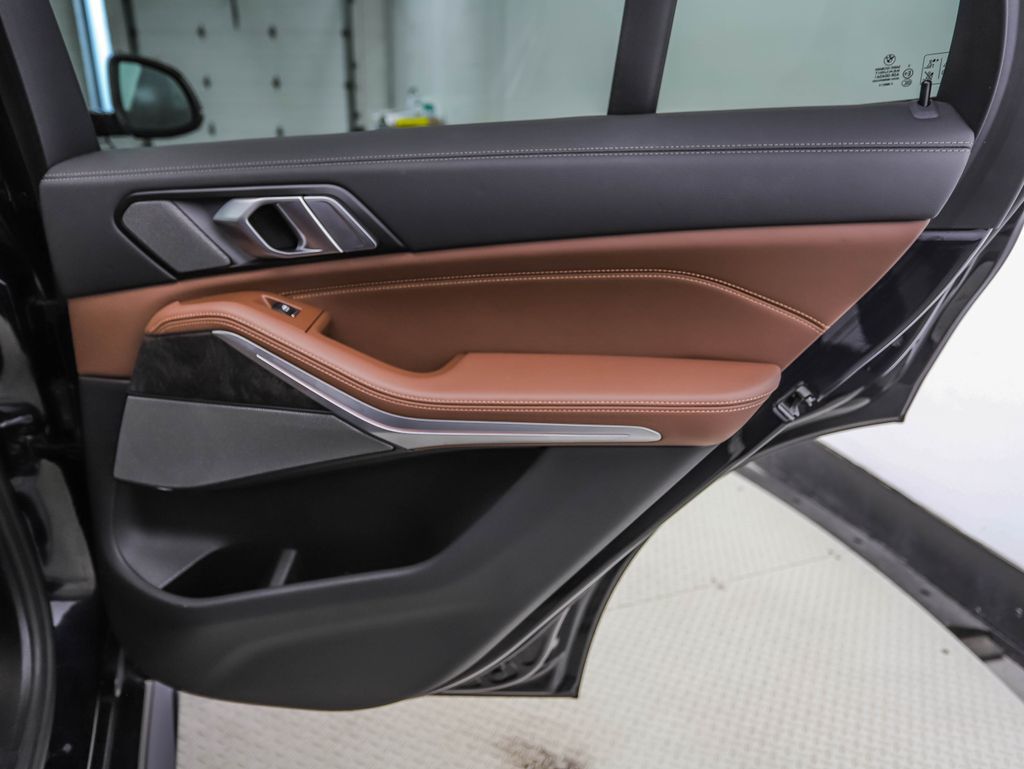 Thumbnail: 2023 BMW X5 - 25