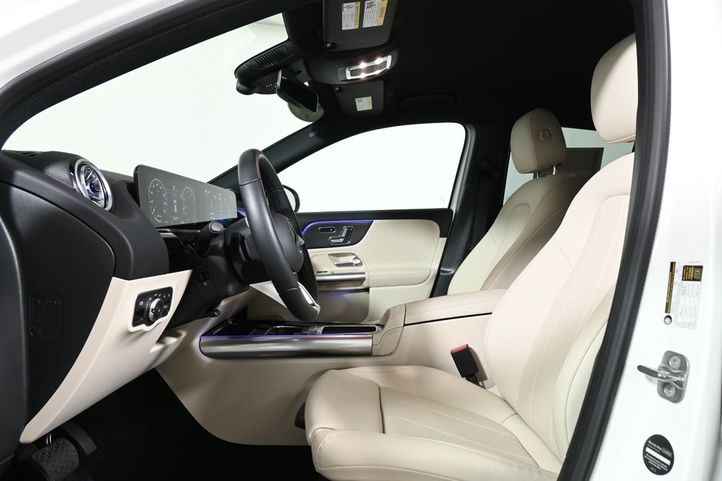 Thumbnail: 2025 Mercedes-Benz GLA - 3