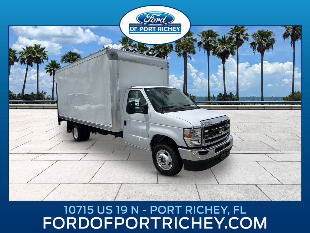 2026 Ford E-Series DRW E-350 Super Duty 176 in WB's photo