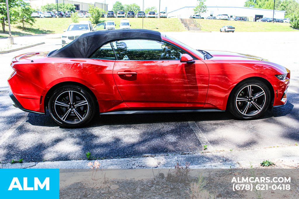 Used 2025 Red Ford EcoBoost Premium image 9