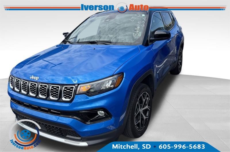 Hydro Blue Pearlcoat 2024 Jeep Compass SUV / Crossover Four-Wheel Drive 8-Speed Automatic
