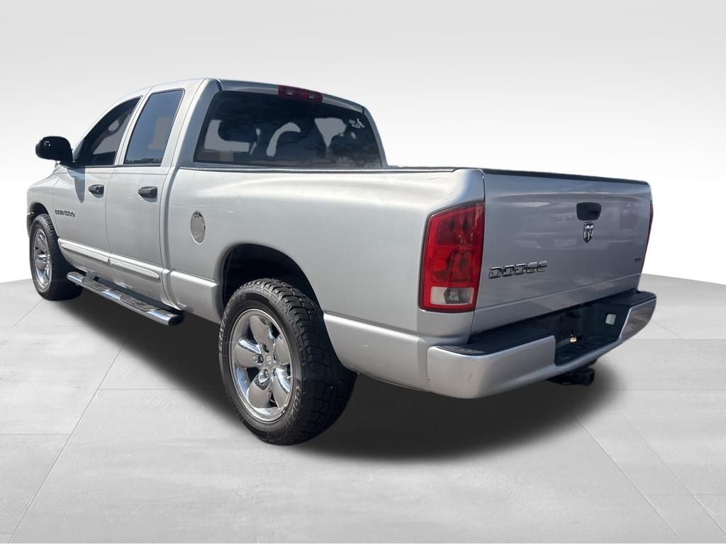Used 2004 Black Dodge SLT image 10