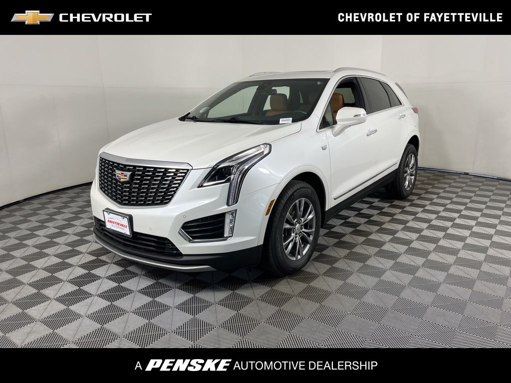 Thumbnail: 2023 Cadillac XT5 - 1