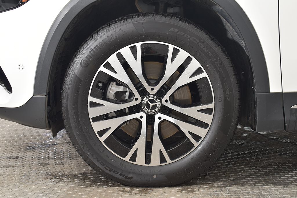 Thumbnail: 2026 Mercedes-Benz GLA - 26