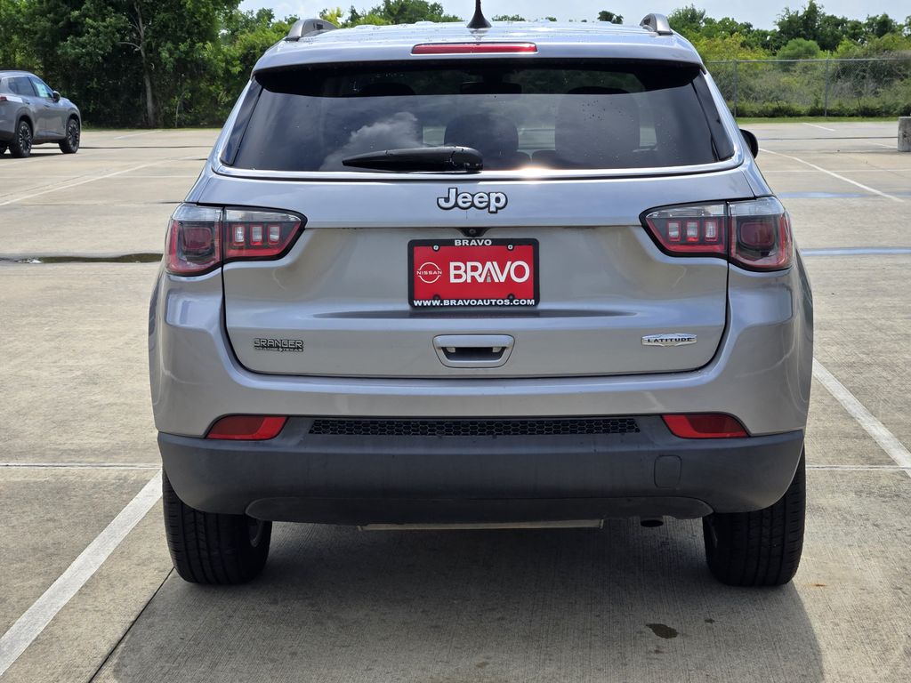 2018 Jeep Compass Latitude Silver at Bravo Nissan