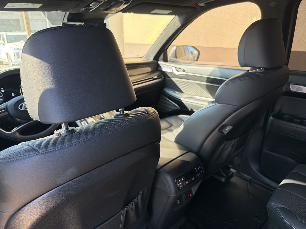 Thumbnail: 2024 Hyundai Palisade - 16