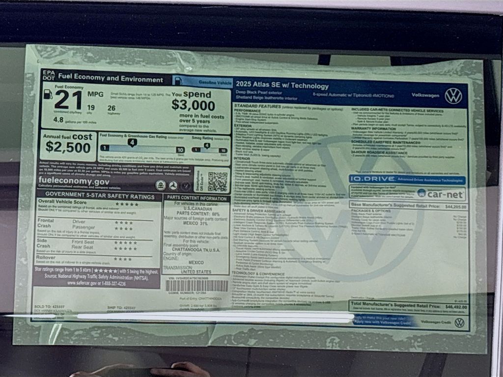 2025 Volkswagen Atlas 2.0T SE w/Technology