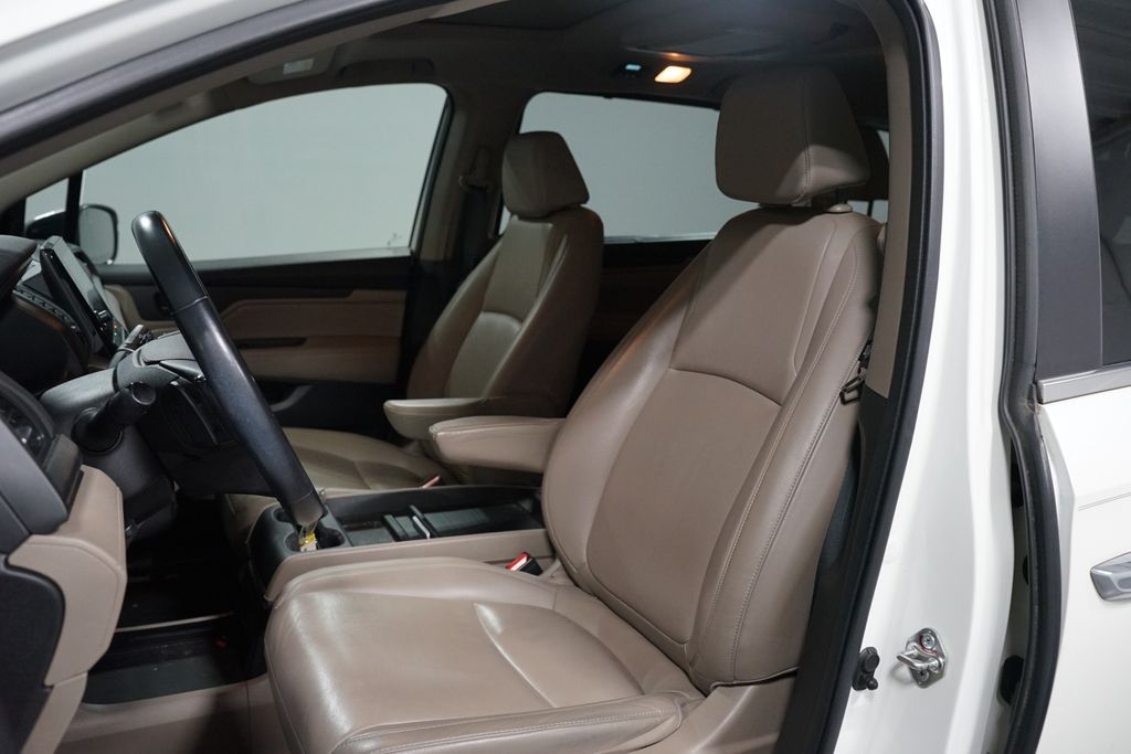 Thumbnail: 2018 Honda Odyssey - 6