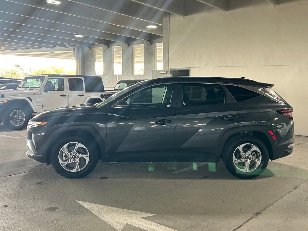 Used 2024 Dark Gray Metallic Hyundai SEL image 2