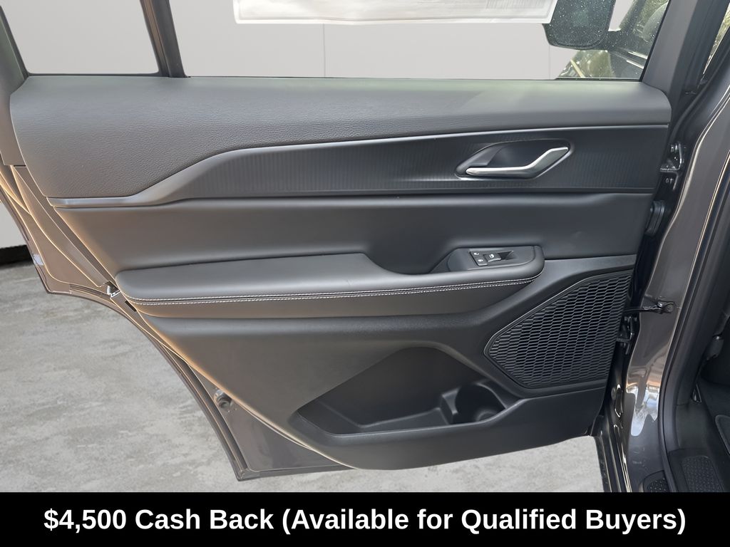 New Car 2025 Jeep Grand Cherokee L  For Sale Under $40,000 In Austin, Texas