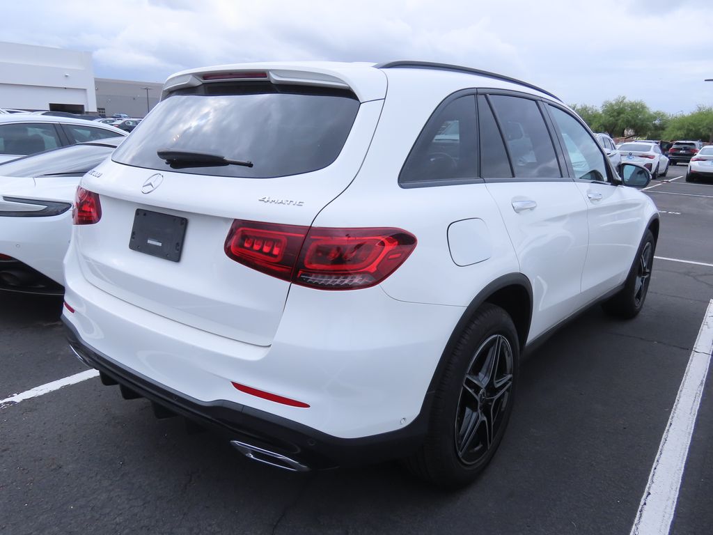 2022 Mercedes-Benz GLC 300 4