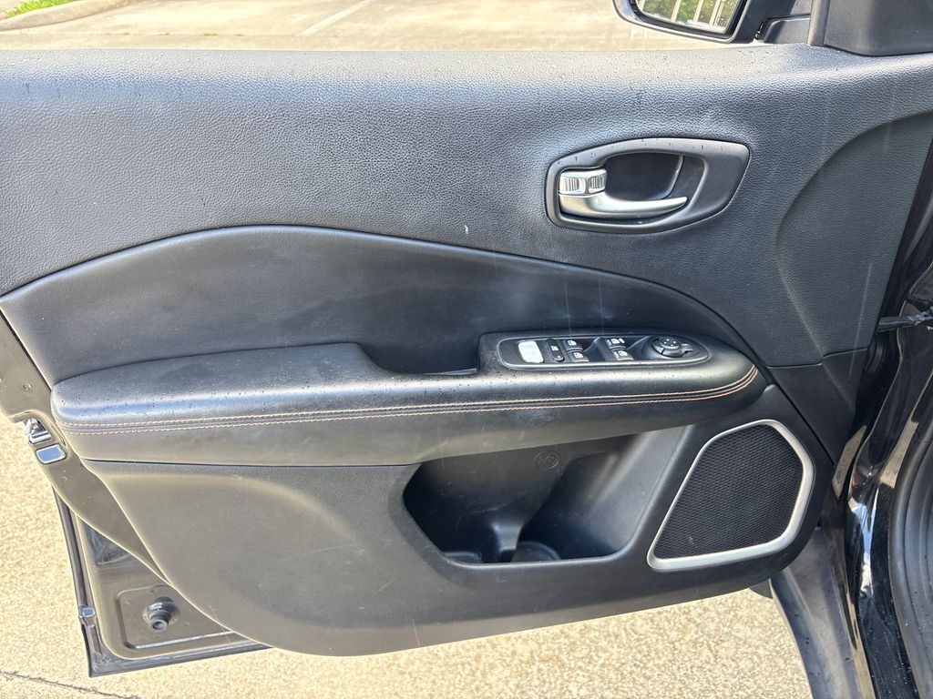 Used 2018 Black Jeep Limited image 18
