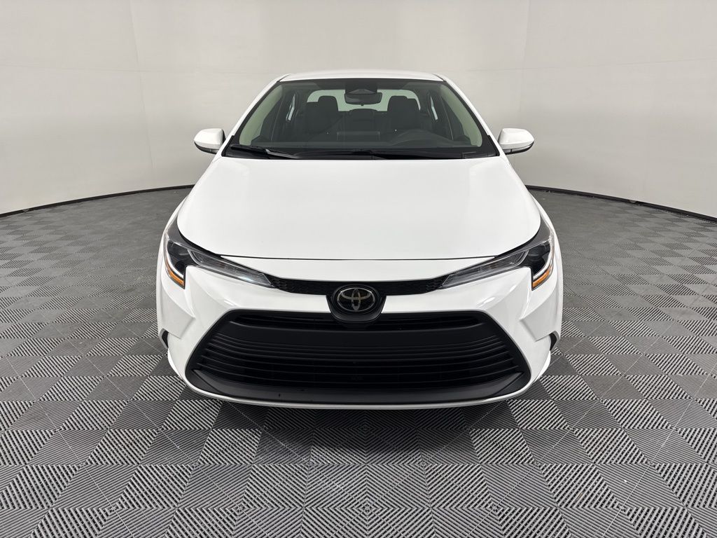 2023 Toyota Corolla LE 2