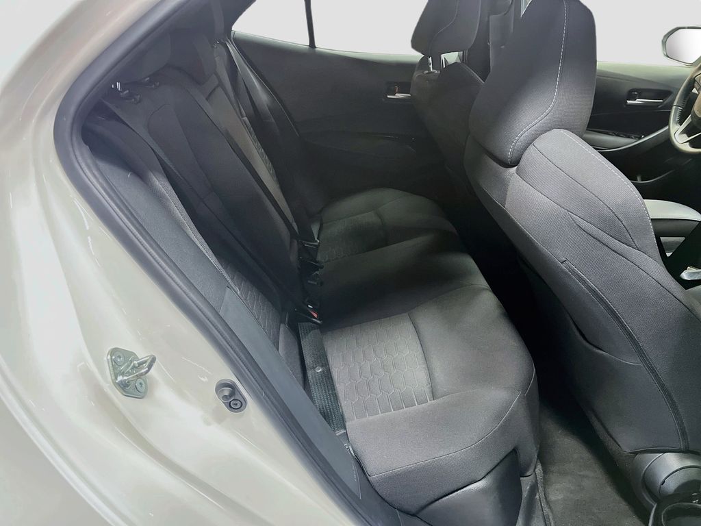 Used 2022 White Toyota SE Nightshade Edition image 25