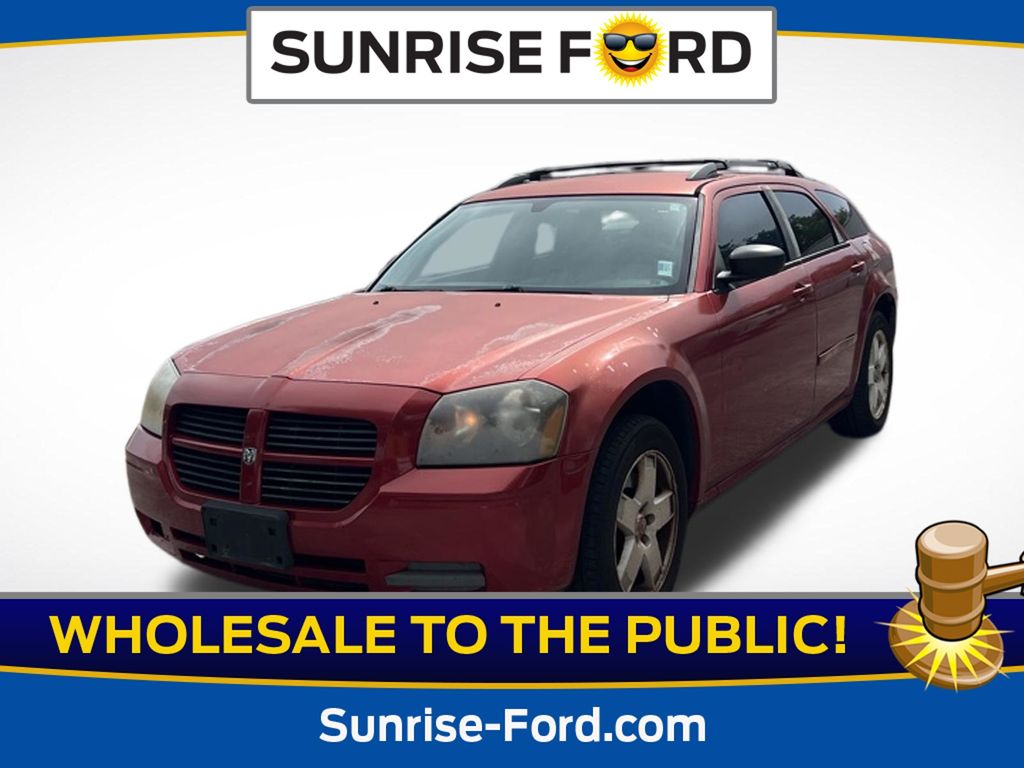 Inferno Red Crystal Pearl 2005 Dodge Magnum Wagon All-Wheel Drive 5-Speed Automatic