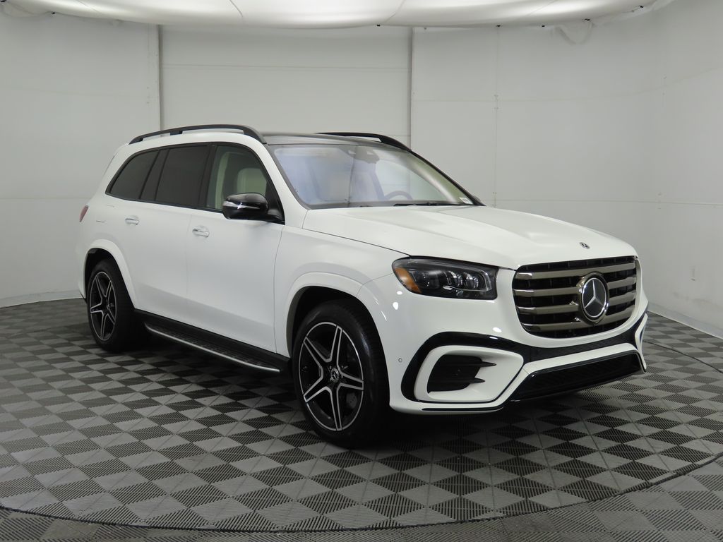 2025 Mercedes-Benz GLS 450 4MATIC 3