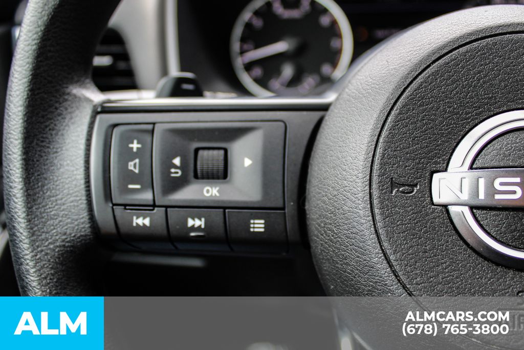 Used 2024 Silver Nissan S image 27