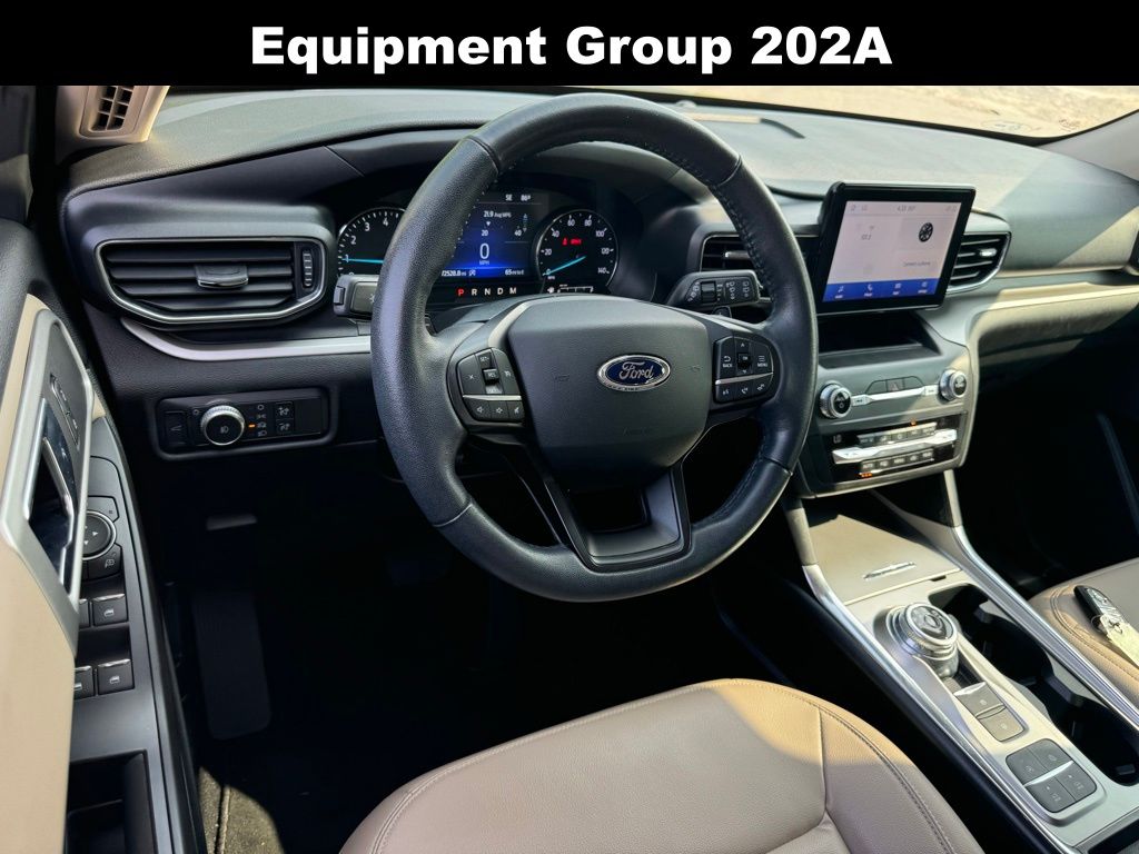 2020 Ford Explorer XLT 3