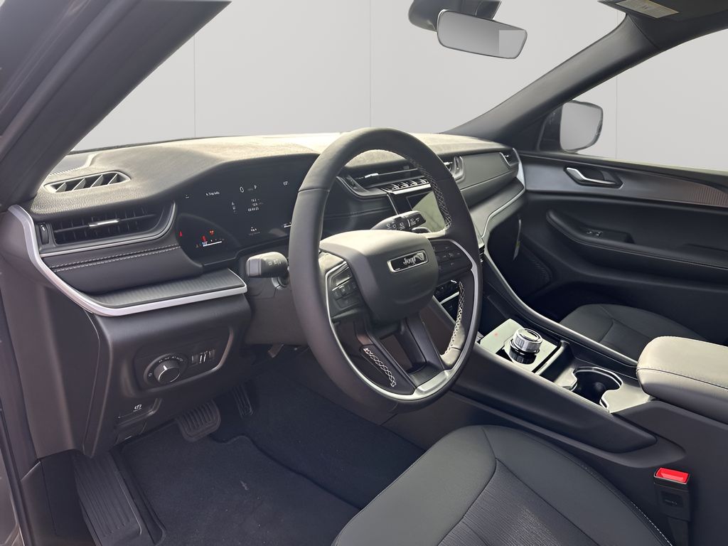 New Car 2025 Jeep Grand Cherokee L  For Sale Under $50,000 In Austin, Texas