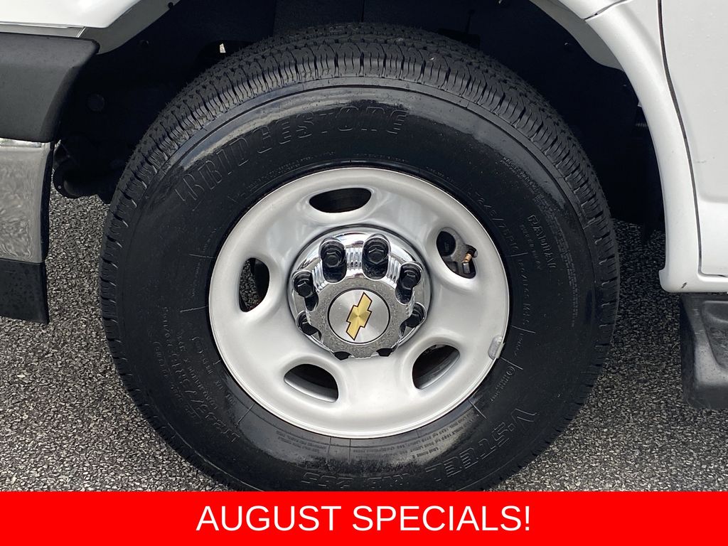 Used 2025 Chevrolet Express 3500 Van